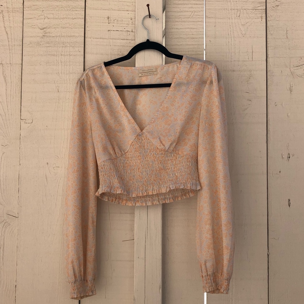 urban outfitters cropped long sleeve floral blouse